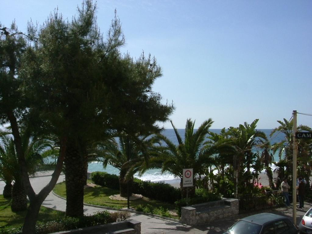 Taormina Beach House Mazzeo Exterior photo